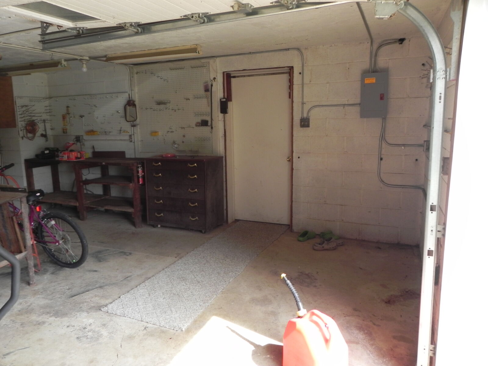 SOLD 322,000.00! REAL ESTATE AUCTION / HAGERSTOWN, MD - TUE. OCT. 7, 2025 - Image 24