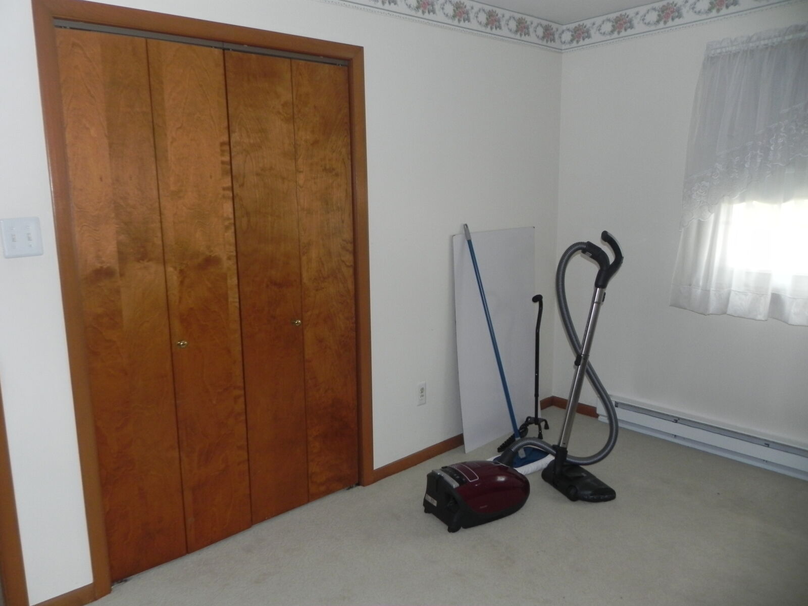 SOLD 322,000.00! REAL ESTATE AUCTION / HAGERSTOWN, MD - TUE. OCT. 7, 2025 - Image 52