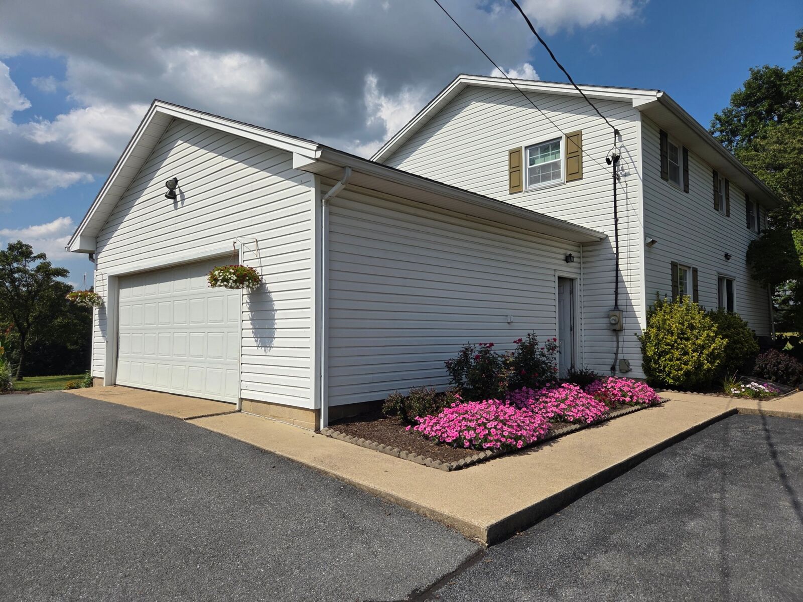 SOLD $532,000 / ABSOLUTE REAL ESTATE AUCTION - 13 ACRES! - NEWBURG, PA / THURS. OCTOBER 30, 2025 @ 5:30 PM - Image 71
