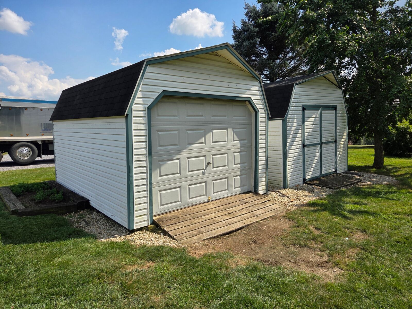 SOLD $532,000 / ABSOLUTE REAL ESTATE AUCTION - 13 ACRES! - NEWBURG, PA / THURS. OCTOBER 30, 2025 @ 5:30 PM - Image 60