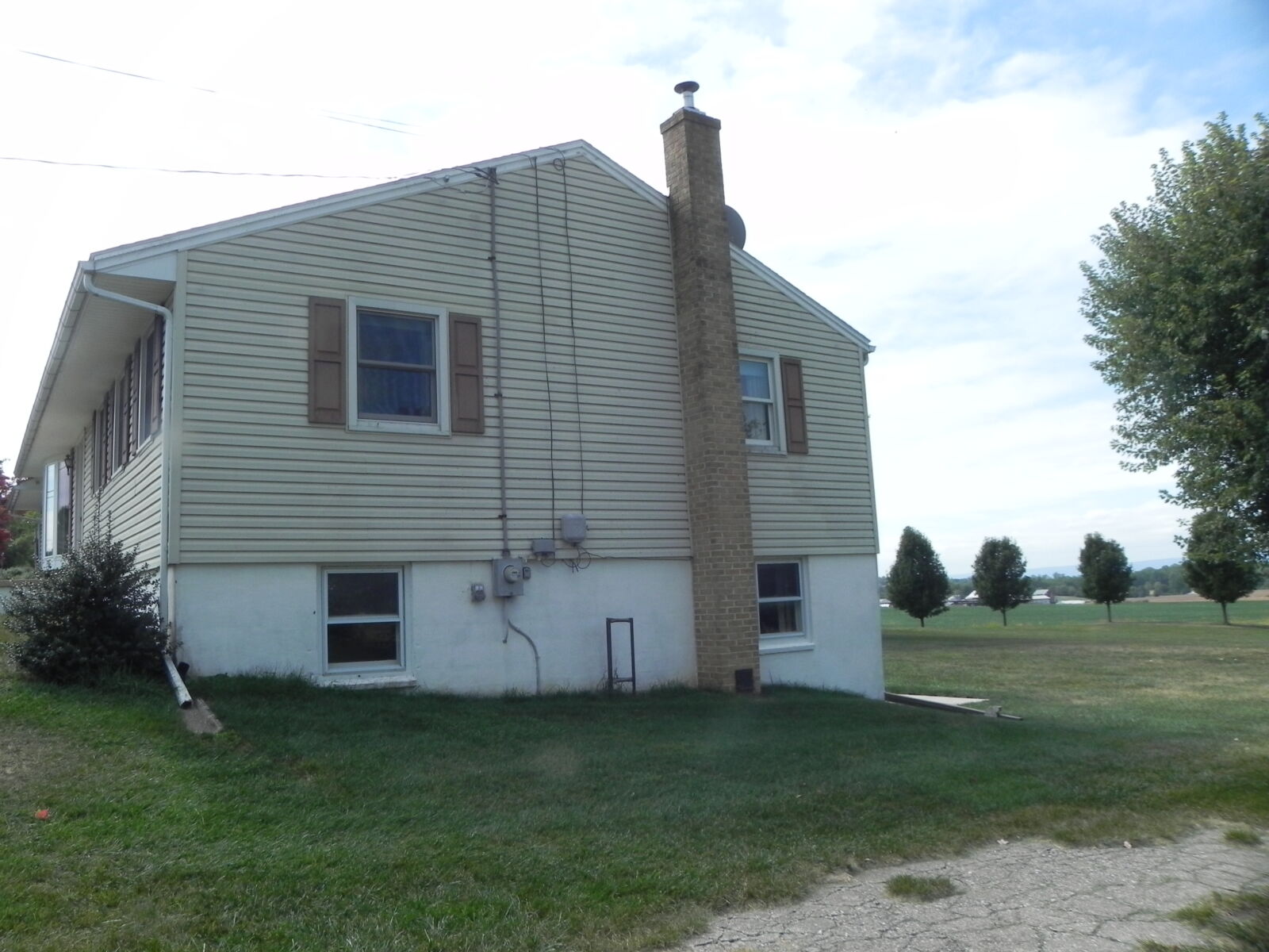 SOLD - $405,000! / HOUSE & SHOP ON 1.3 ACRES / CHAMBERSBURG, PA – SAT. NOV. 8, 2025 @ 1:00 PM - Image 50