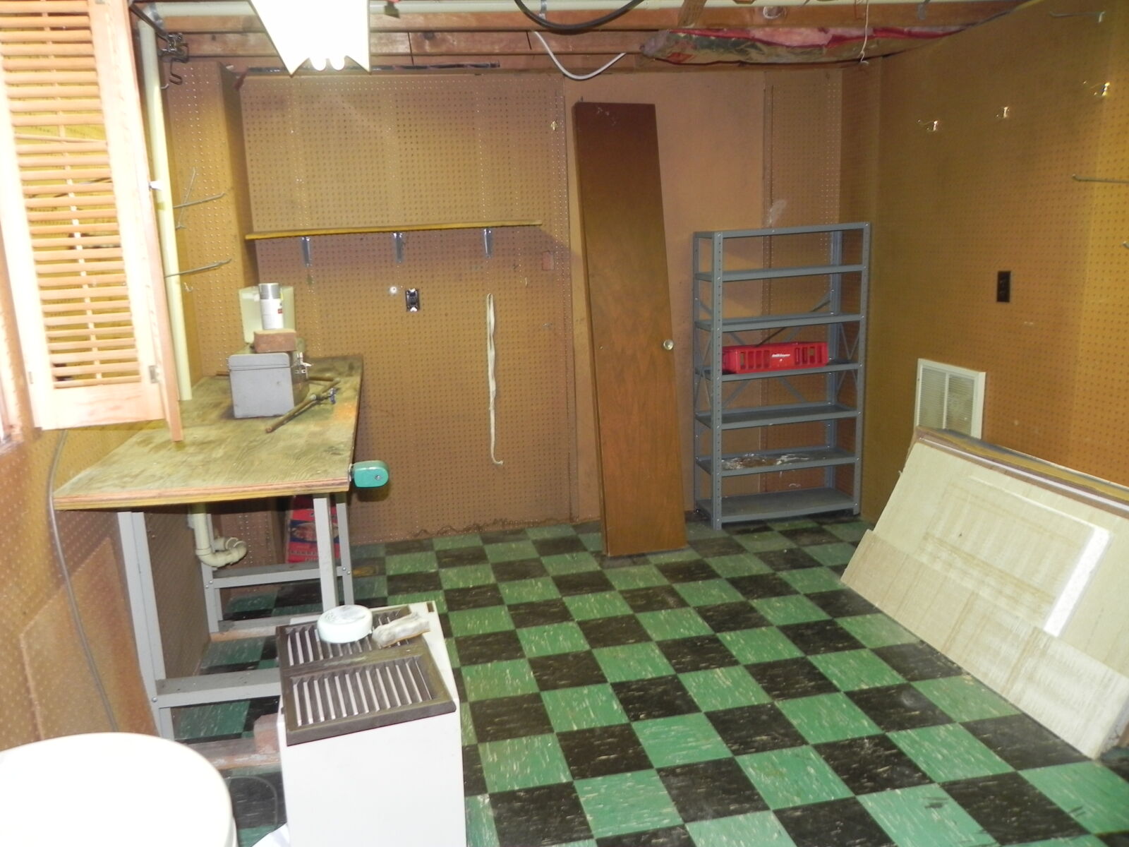 SOLD - $405,000! / HOUSE & SHOP ON 1.3 ACRES / CHAMBERSBURG, PA – SAT. NOV. 8, 2025 @ 1:00 PM - Image 9