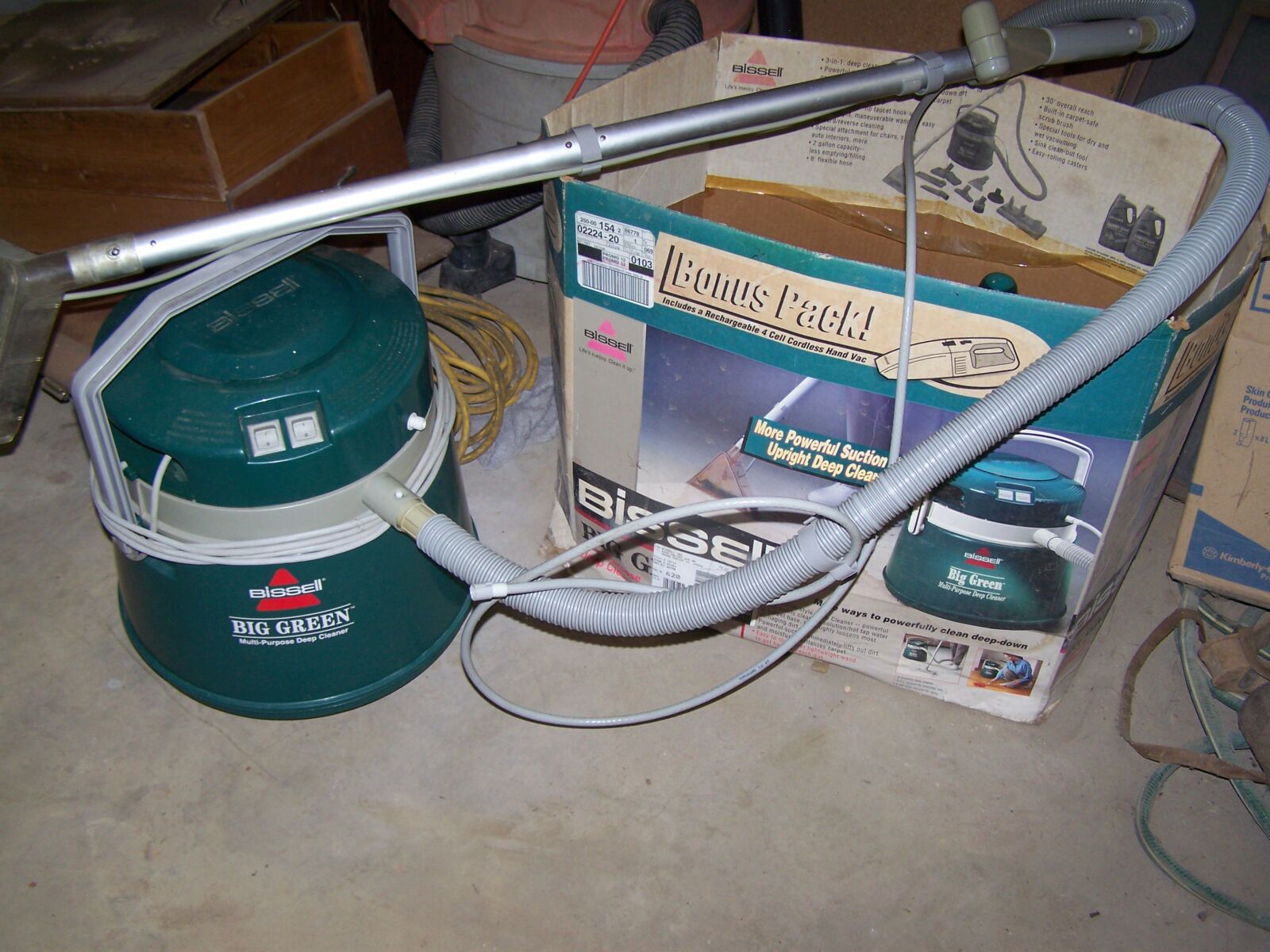 TRACTORS, FARM ANTIQUES, HOUSEHOLD GOODS, ETC - SHIPPENSBURG, PA. / SAT. OCT. 24. @ 8:30 AM - Image 313