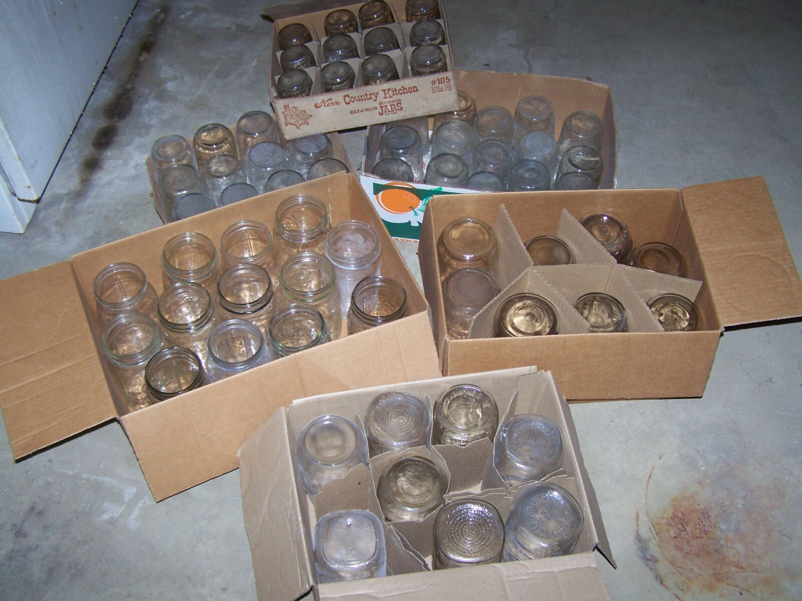 TRACTORS, FARM ANTIQUES, HOUSEHOLD GOODS, ETC - SHIPPENSBURG, PA. / SAT. OCT. 24. @ 8:30 AM - Image 301