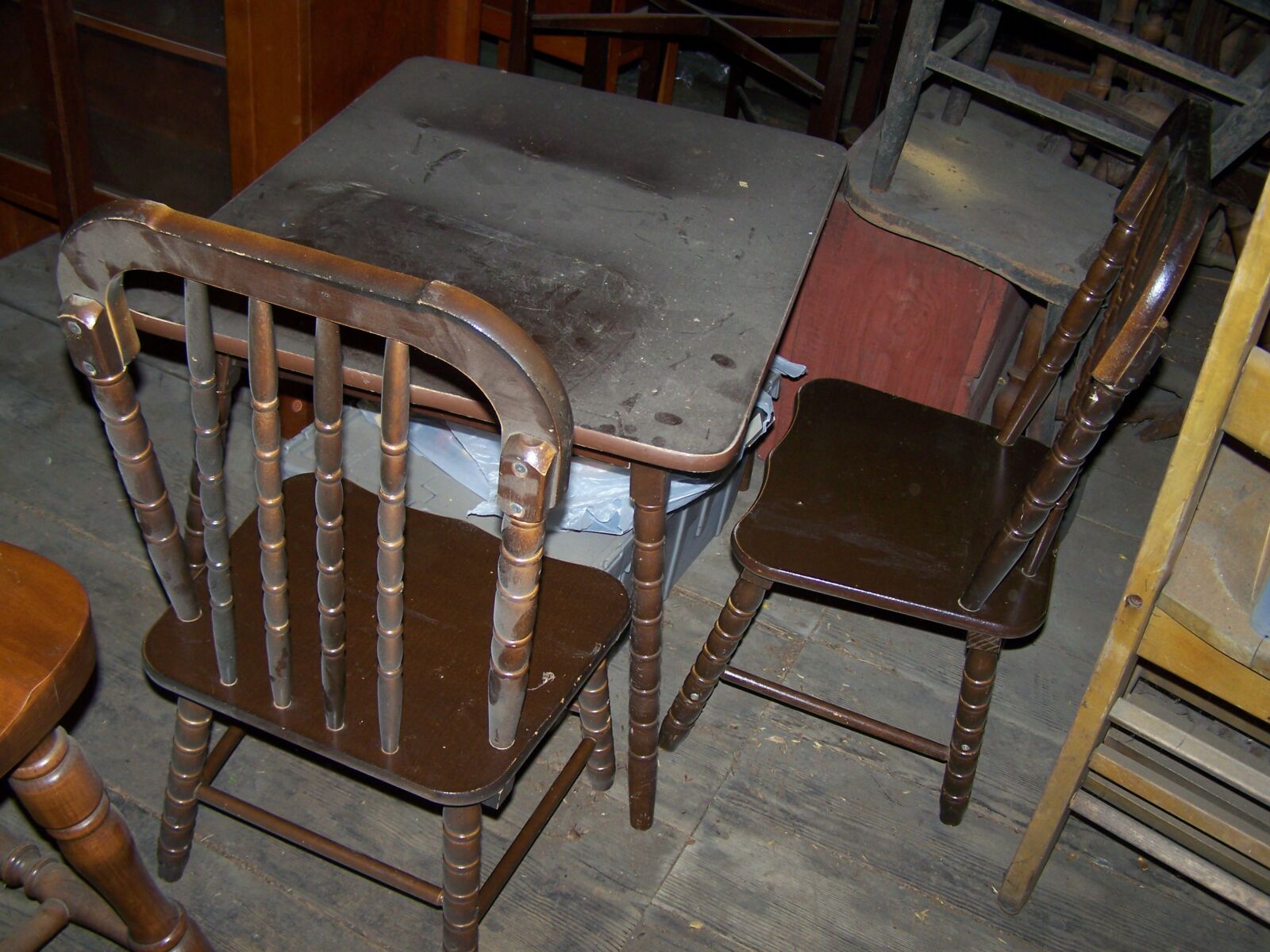 TRACTORS, FARM ANTIQUES, HOUSEHOLD GOODS, ETC - SHIPPENSBURG, PA. / SAT. OCT. 24. @ 8:30 AM - Image 291