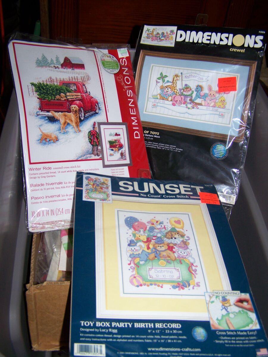 TRACTORS, FARM ANTIQUES, HOUSEHOLD GOODS, ETC - SHIPPENSBURG, PA. / SAT. OCT. 24. @ 8:30 AM - Image 359
