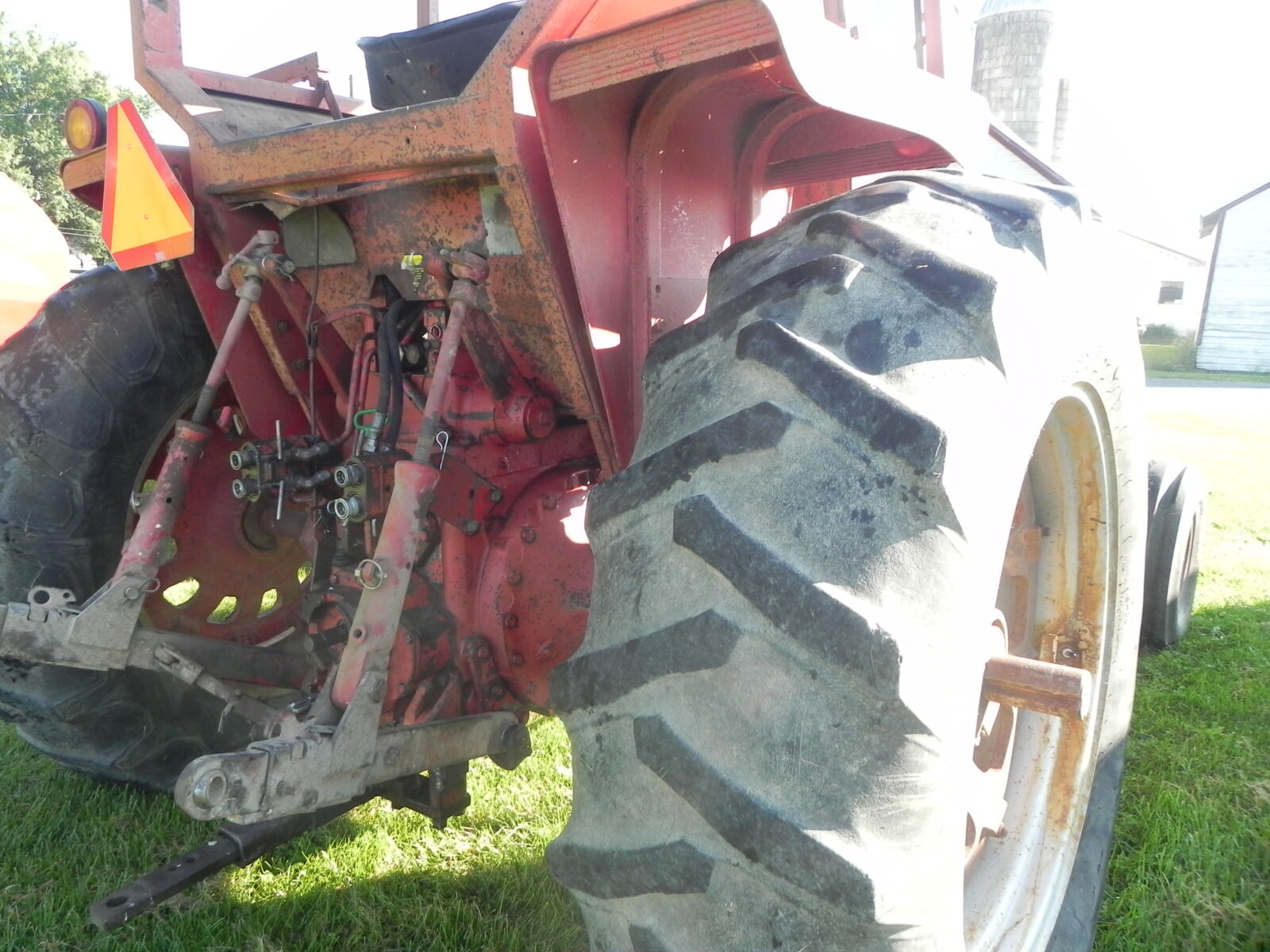 FARM MACHINERY & RELATED ITEMS - MIFFLINTOWN, PA. / TUE. OCTOBER 20. @ 9:00 AM - Image 196