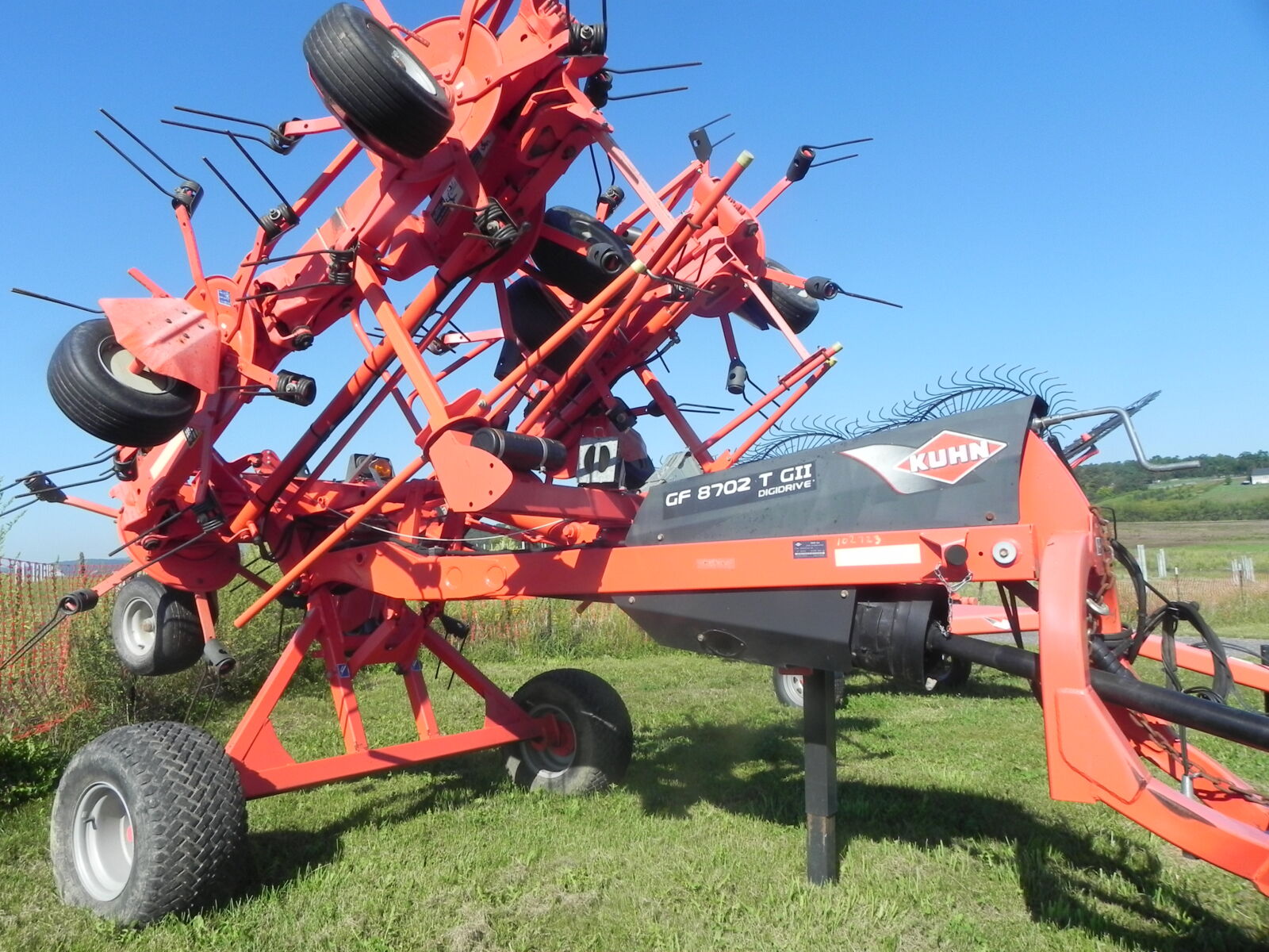 FARM MACHINERY & RELATED ITEMS - MIFFLINTOWN, PA. / TUE. OCTOBER 20. @ 9:00 AM - Image 182