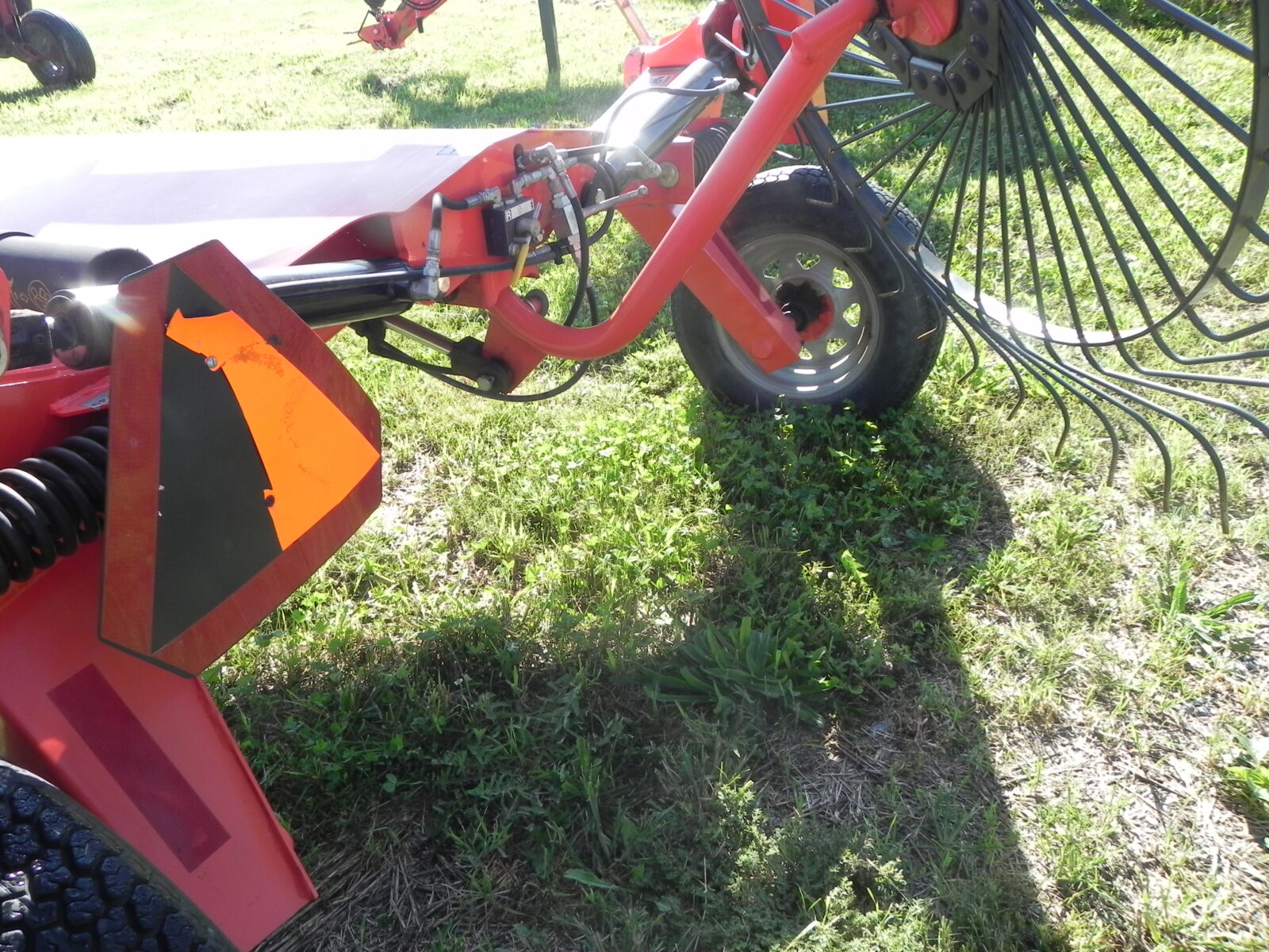 FARM MACHINERY & RELATED ITEMS - MIFFLINTOWN, PA. / TUE. OCTOBER 20. @ 9:00 AM - Image 176