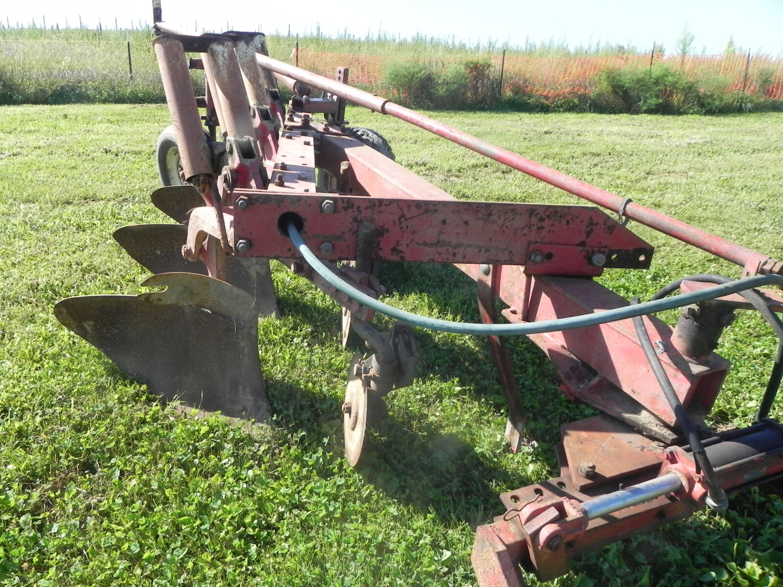FARM MACHINERY & RELATED ITEMS - MIFFLINTOWN, PA. / TUE. OCTOBER 20. @ 9:00 AM - Image 144