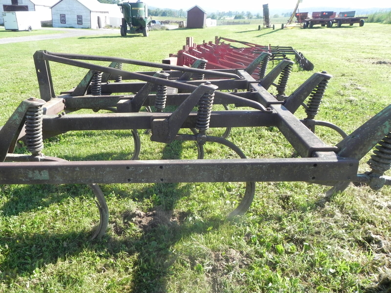 FARM MACHINERY & RELATED ITEMS - MIFFLINTOWN, PA. / TUE. OCTOBER 20. @ 9:00 AM - Image 141