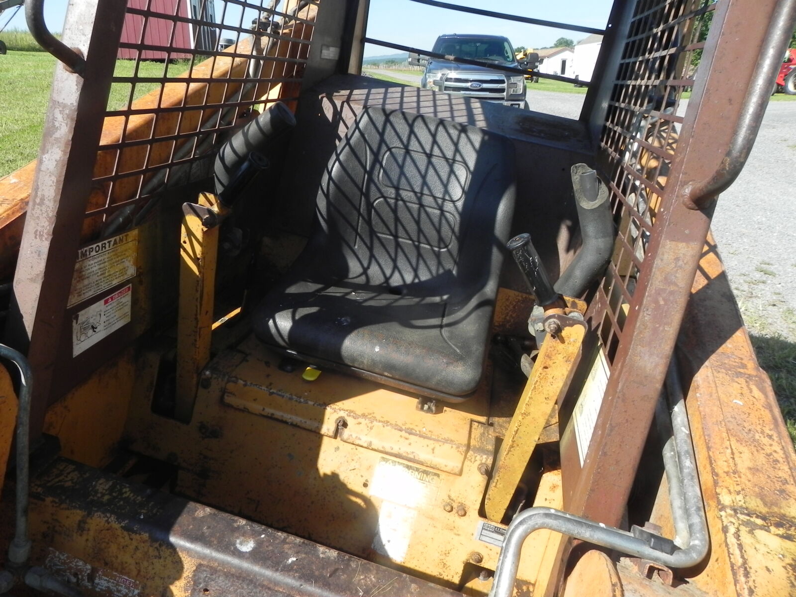 FARM MACHINERY & RELATED ITEMS - MIFFLINTOWN, PA. / TUE. OCTOBER 20. @ 9:00 AM - Image 105