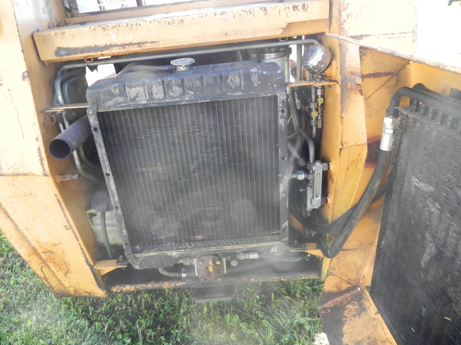 FARM MACHINERY & RELATED ITEMS - MIFFLINTOWN, PA. / TUE. OCTOBER 20. @ 9:00 AM - Image 102