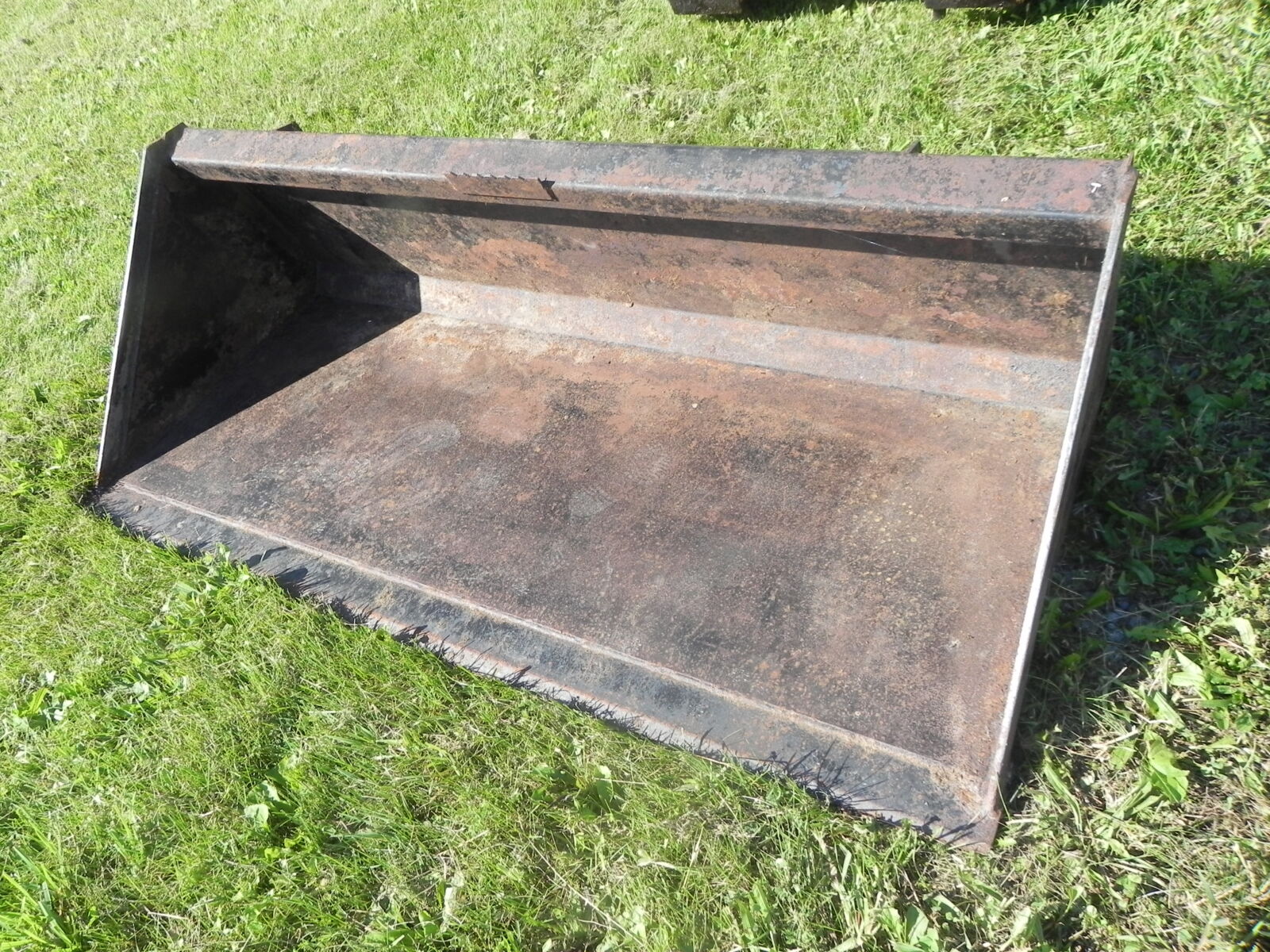 FARM MACHINERY & RELATED ITEMS - MIFFLINTOWN, PA. / TUE. OCTOBER 20. @ 9:00 AM - Image 101