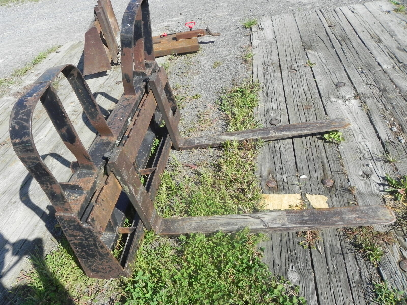 FARM MACHINERY & RELATED ITEMS - MIFFLINTOWN, PA. / TUE. OCTOBER 20. @ 9:00 AM - Image 100