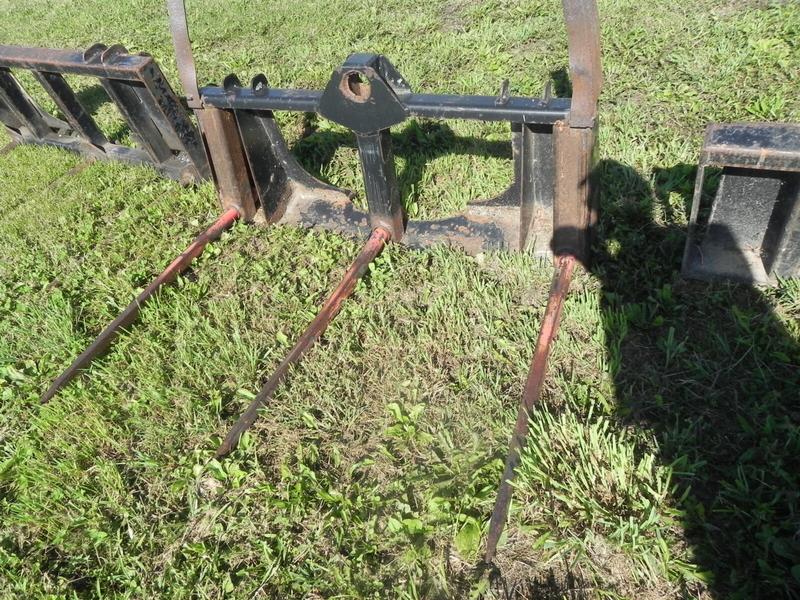 FARM MACHINERY & RELATED ITEMS - MIFFLINTOWN, PA. / TUE. OCTOBER 20. @ 9:00 AM - Image 85