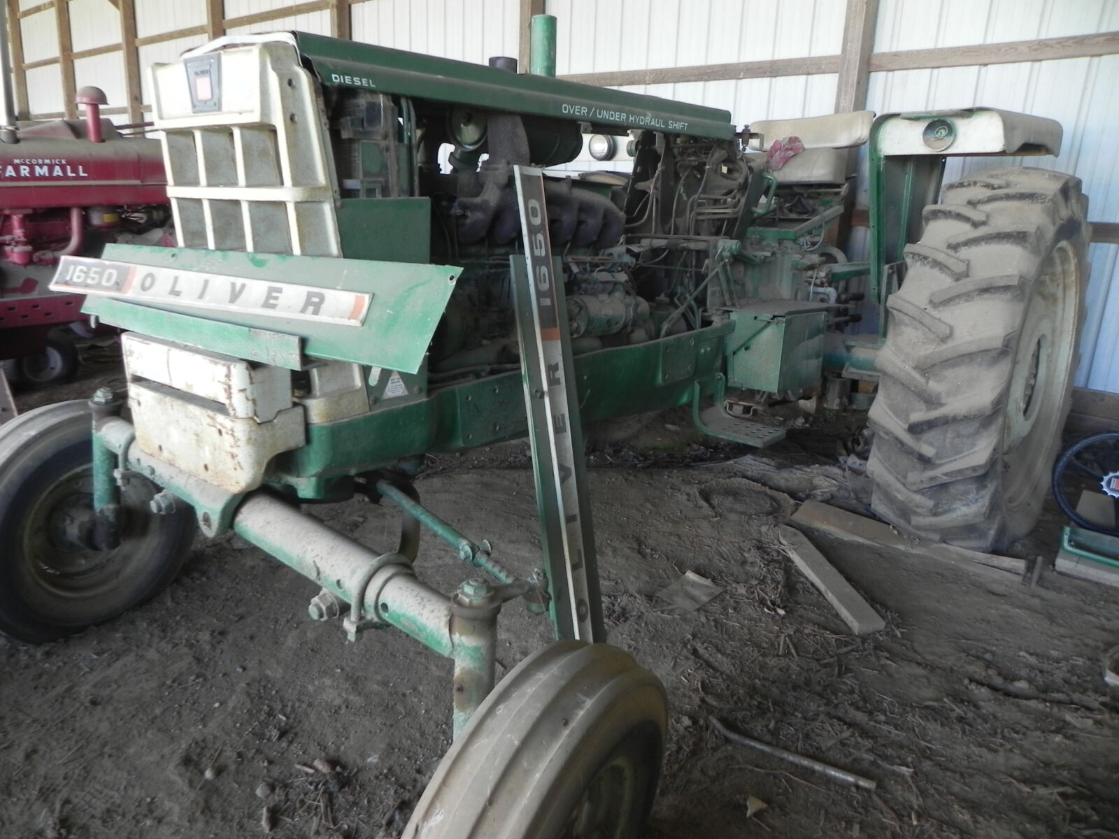 TRACTORS, FARM ANTIQUES, HOUSEHOLD GOODS, ETC - SHIPPENSBURG, PA. / SAT. OCT. 24. @ 8:30 AM - Image 259