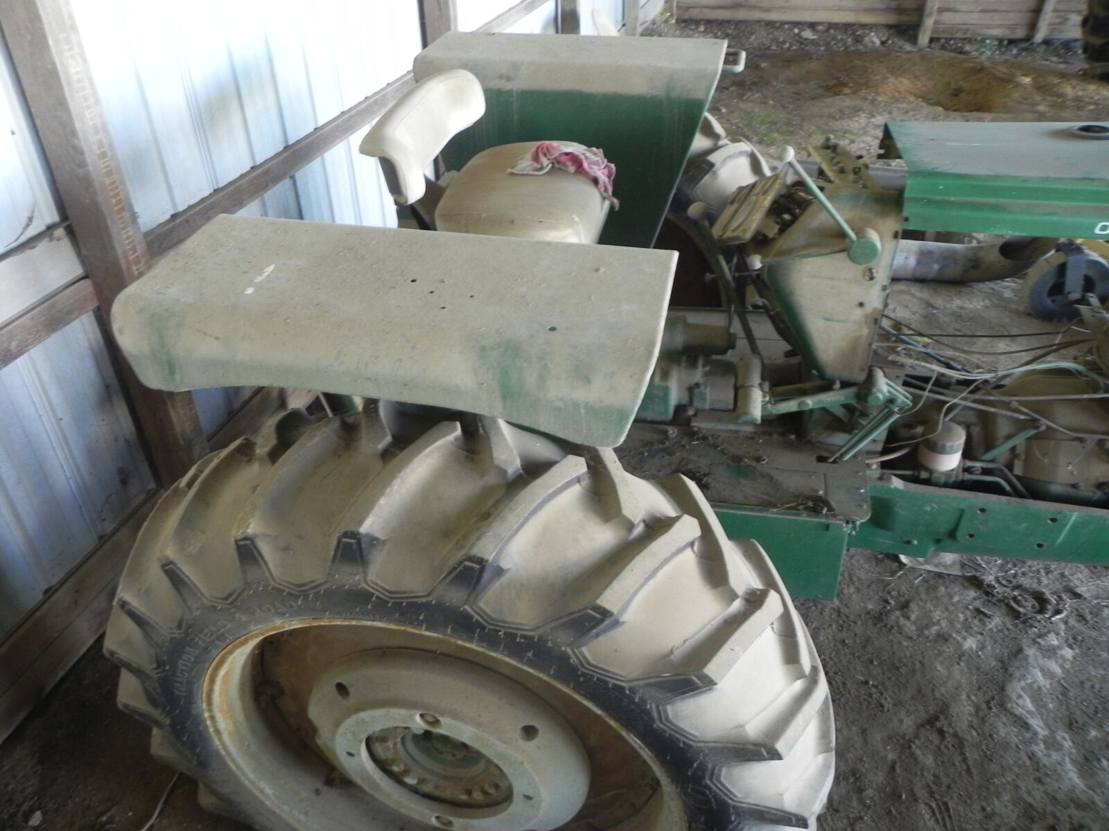 TRACTORS, FARM ANTIQUES, HOUSEHOLD GOODS, ETC - SHIPPENSBURG, PA. / SAT. OCT. 24. @ 8:30 AM - Image 257
