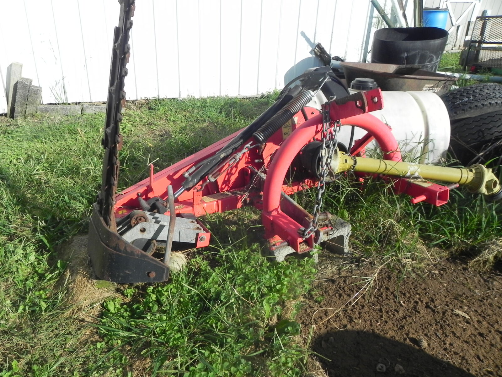 TRACTORS, FARM ANTIQUES, HOUSEHOLD GOODS, ETC - SHIPPENSBURG, PA. / SAT. OCT. 24. @ 8:30 AM - Image 253