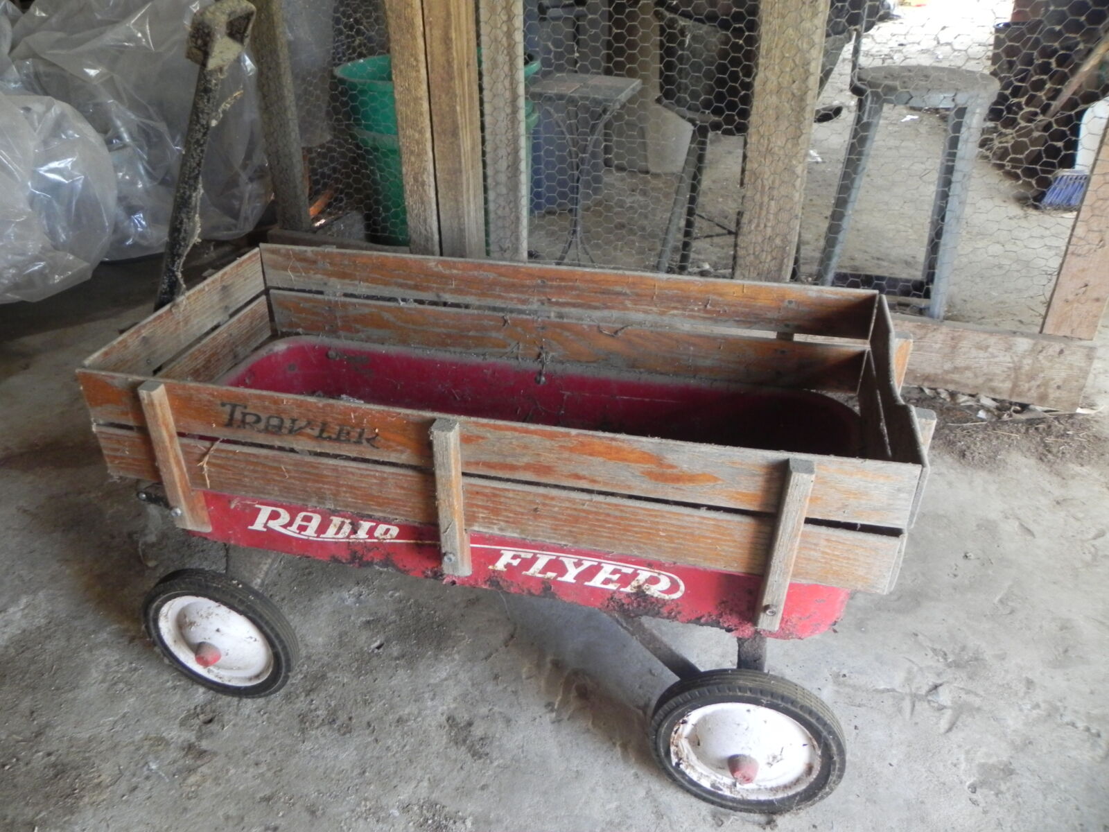 TRACTORS, FARM ANTIQUES, HOUSEHOLD GOODS, ETC - SHIPPENSBURG, PA. / SAT. OCT. 24. @ 8:30 AM - Image 227