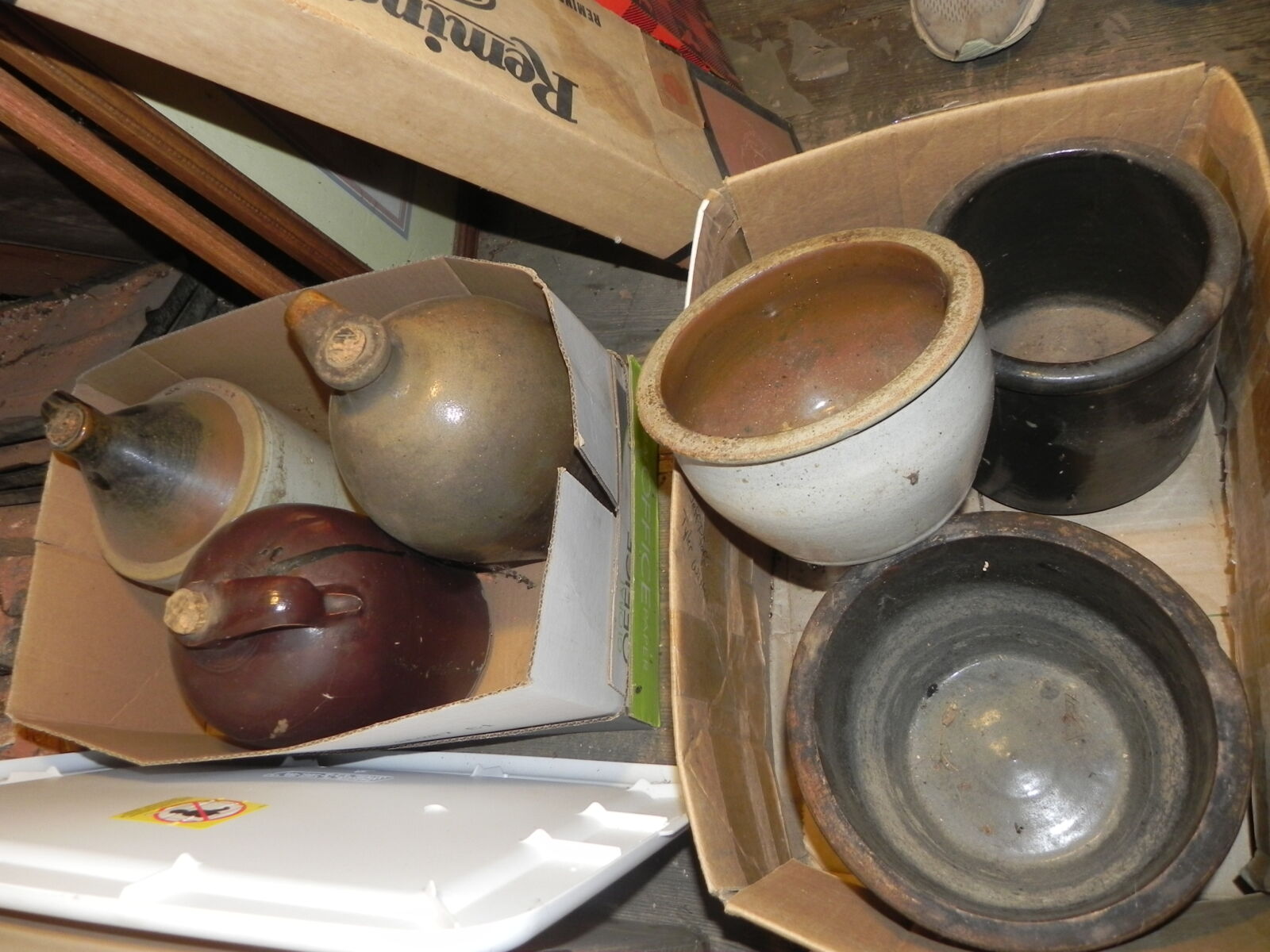 TRACTORS, FARM ANTIQUES, HOUSEHOLD GOODS, ETC - SHIPPENSBURG, PA. / SAT. OCT. 24. @ 8:30 AM - Image 196
