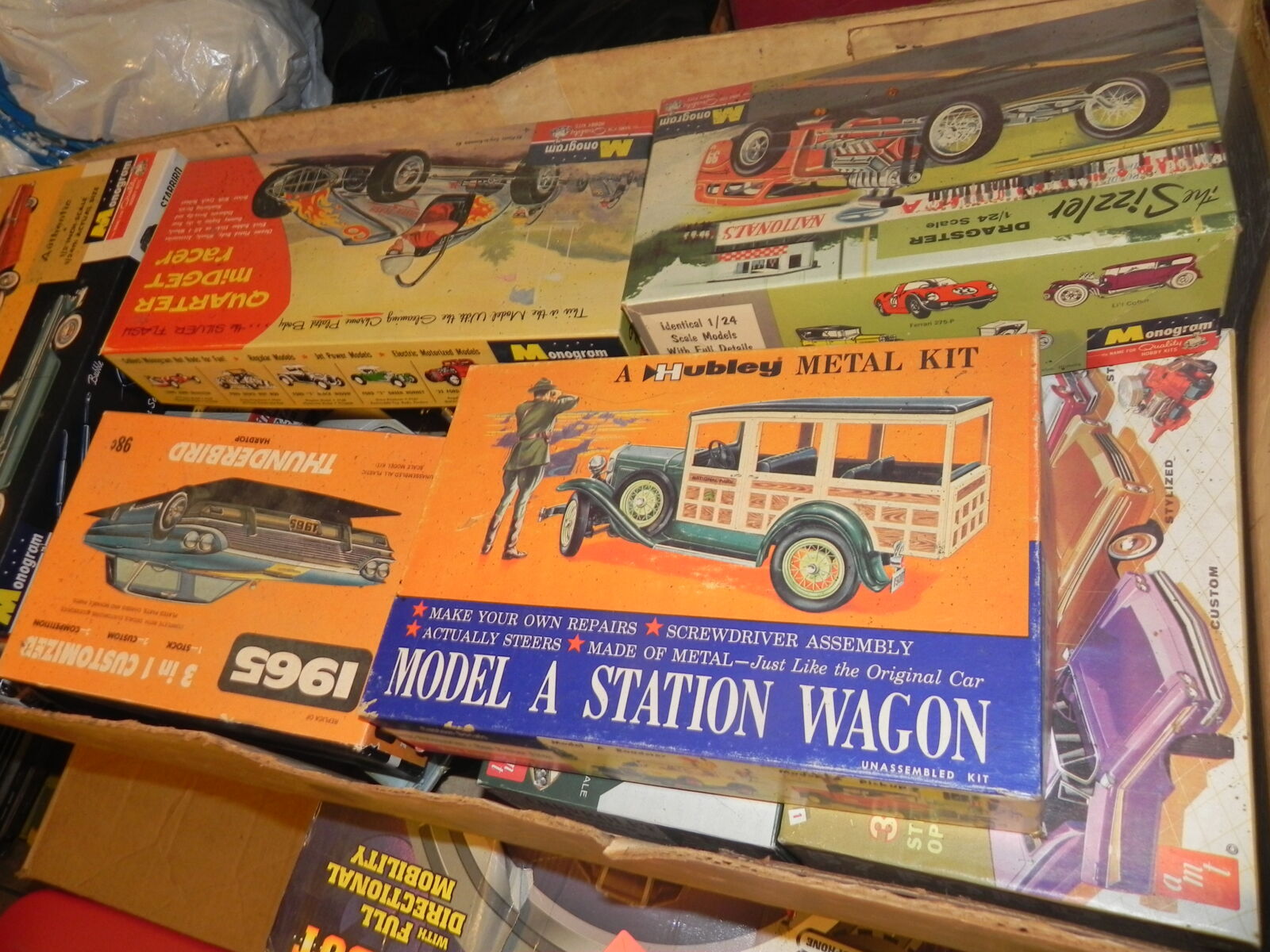 TRACTORS, FARM ANTIQUES, HOUSEHOLD GOODS, ETC - SHIPPENSBURG, PA. / SAT. OCT. 24. @ 8:30 AM - Image 188