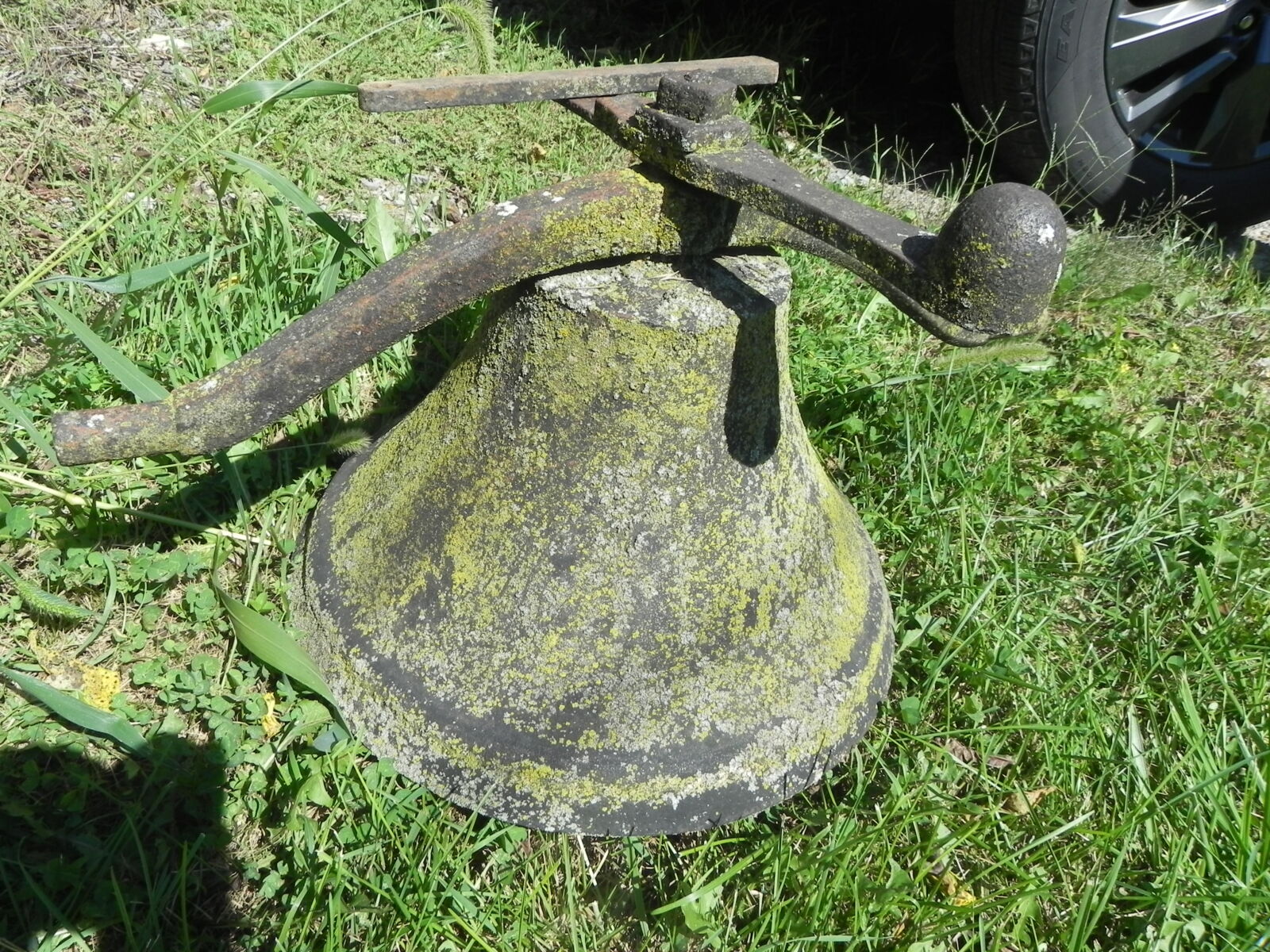 TRACTORS, FARM ANTIQUES, HOUSEHOLD GOODS, ETC - SHIPPENSBURG, PA. / SAT. OCT. 24. @ 8:30 AM - Image 172