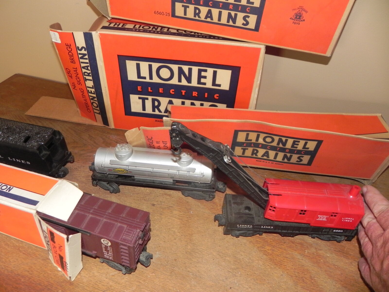 TRACTORS, FARM ANTIQUES, HOUSEHOLD GOODS, ETC - SHIPPENSBURG, PA. / SAT. OCT. 24. @ 8:30 AM - Image 132