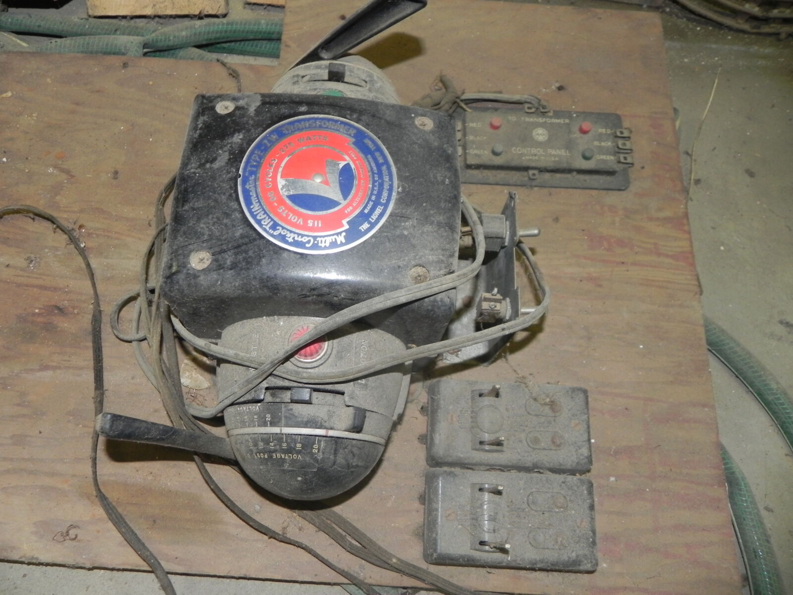 TRACTORS, FARM ANTIQUES, HOUSEHOLD GOODS, ETC - SHIPPENSBURG, PA. / SAT. OCT. 24. @ 8:30 AM - Image 129
