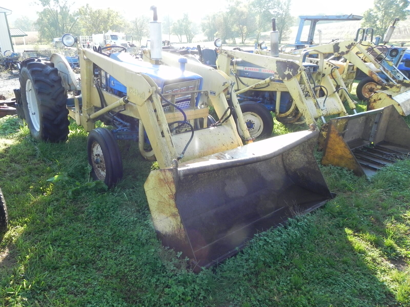 FORD TRACTORS, TRACTOR PARTS, & MORE - ELIZABETHTOWN, PA. / THURS. DECEMBER 3. - Image 43