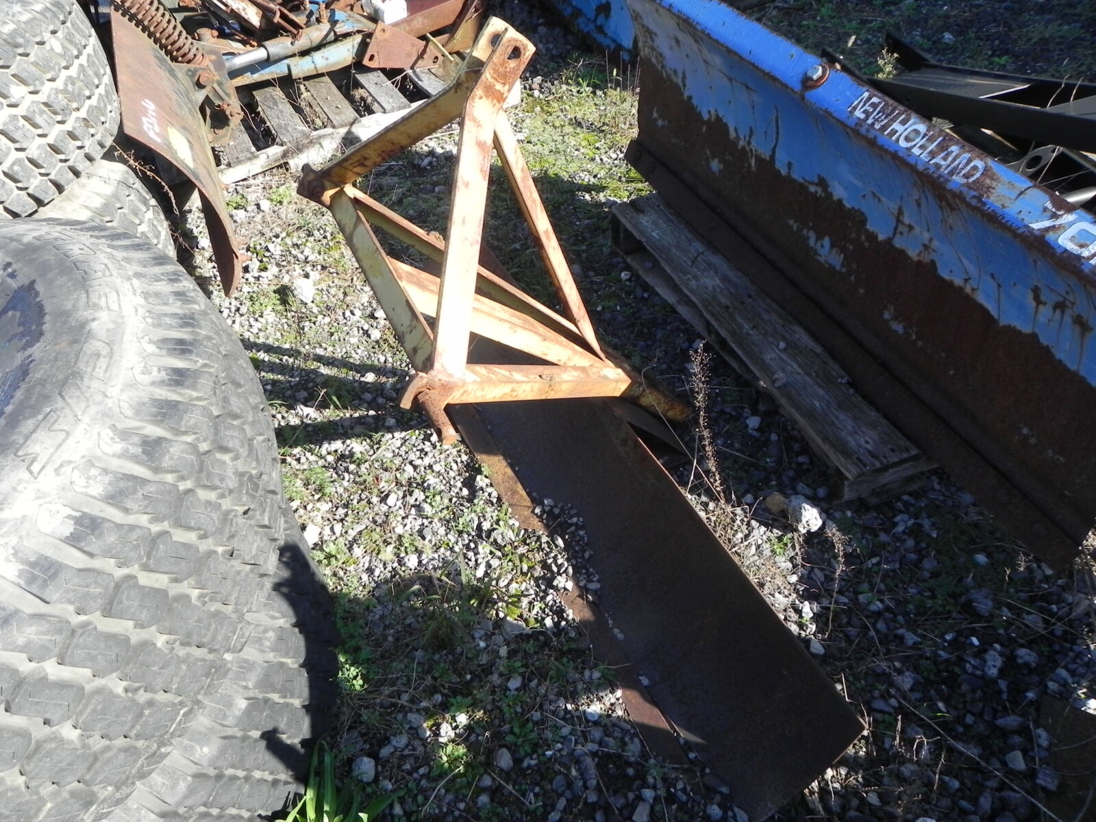 FORD TRACTORS, TRACTOR PARTS, & MORE - ELIZABETHTOWN, PA. / THURS. DECEMBER 3. - Image 9