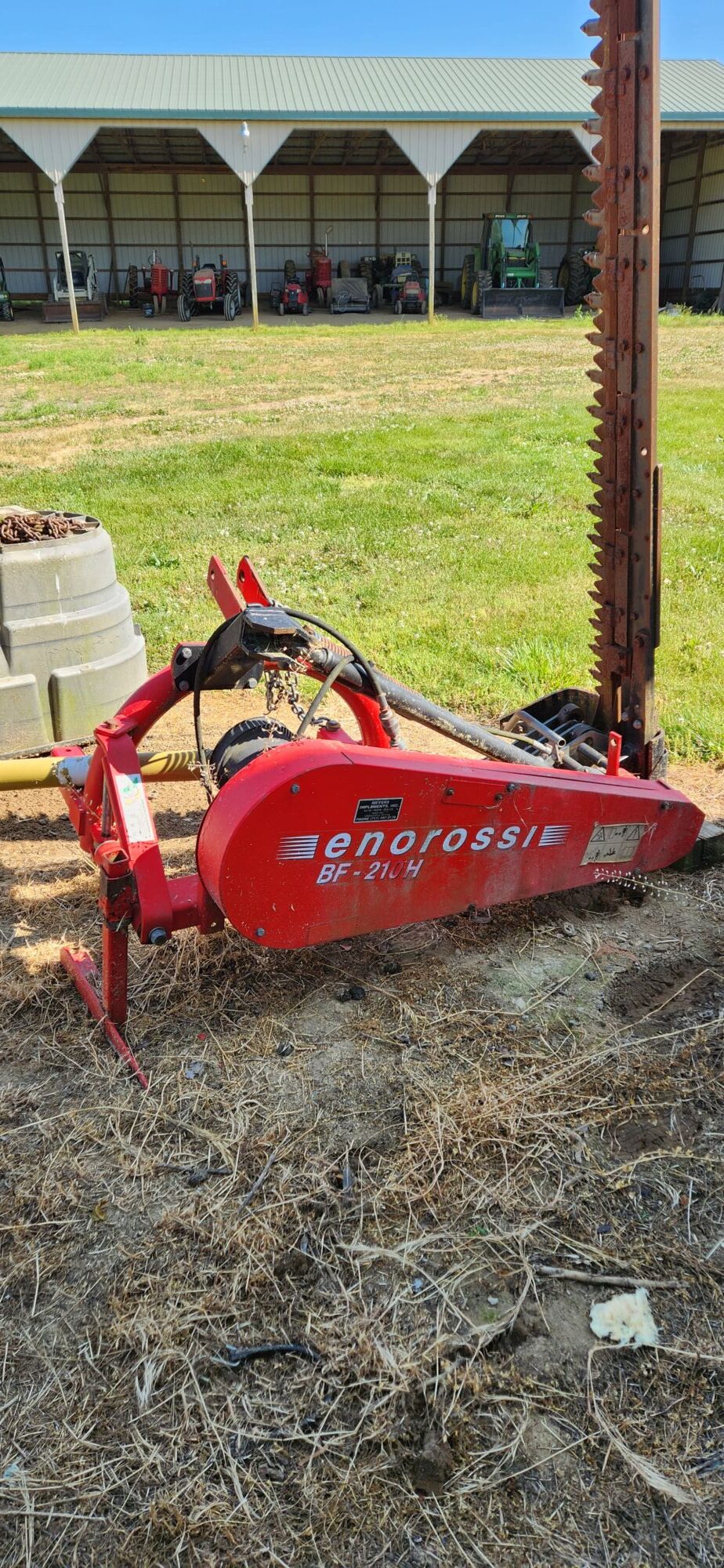 TRACTORS, FARM ANTIQUES, HOUSEHOLD GOODS, ETC - SHIPPENSBURG, PA. / SAT. OCT. 24. @ 8:30 AM - Image 117