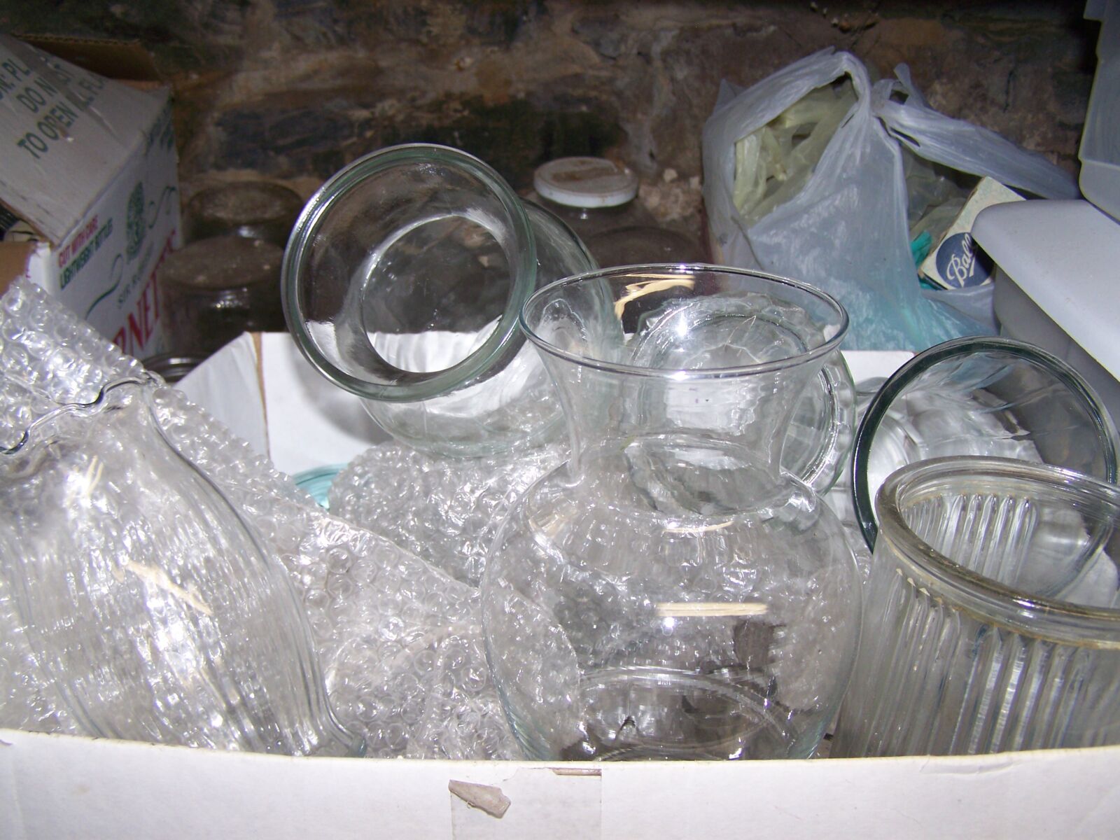 TRACTORS, FARM ANTIQUES, HOUSEHOLD GOODS, ETC - SHIPPENSBURG, PA. / SAT. OCT. 24. @ 8:30 AM - Image 105