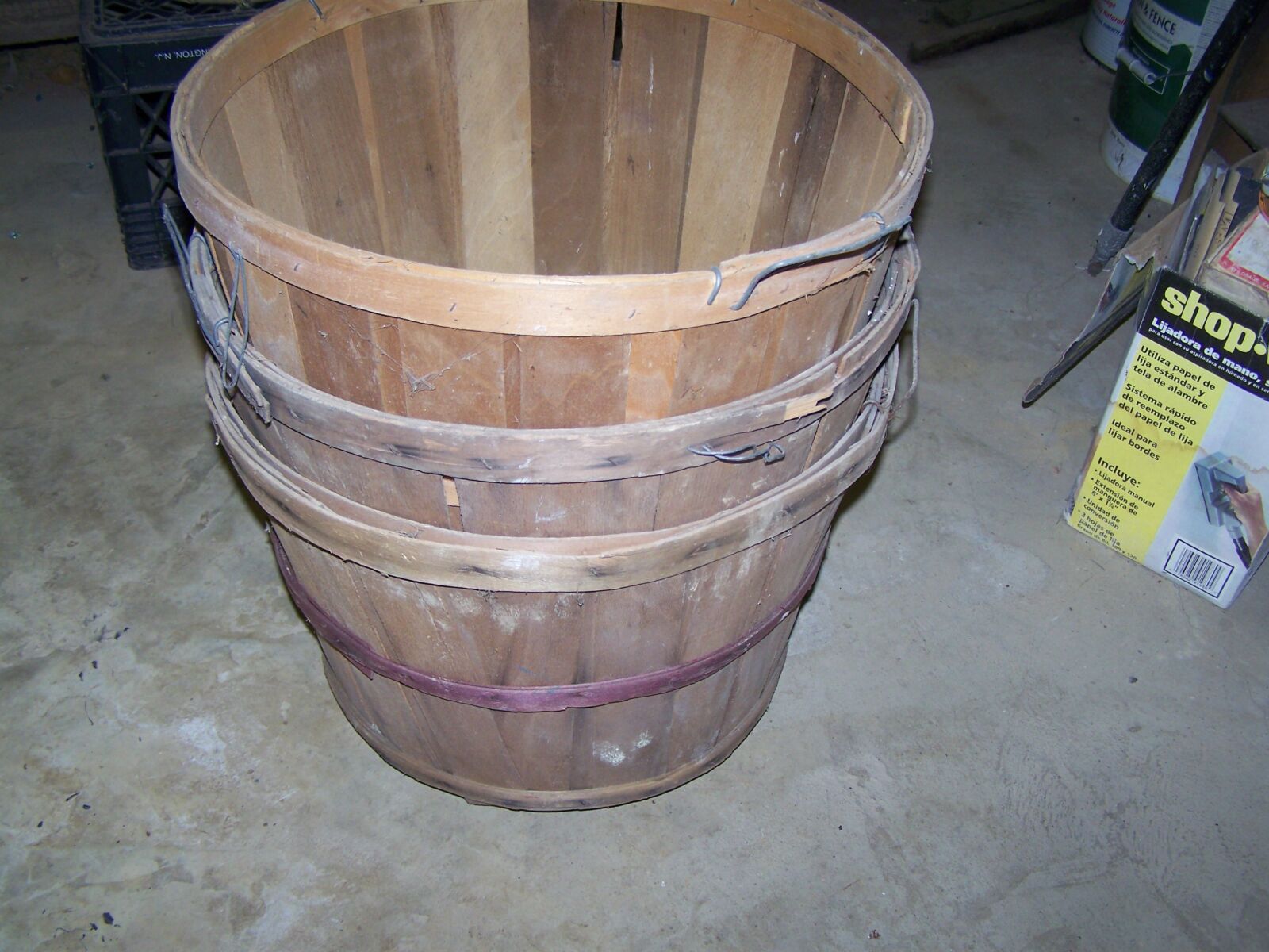 TRACTORS, FARM ANTIQUES, HOUSEHOLD GOODS, ETC - SHIPPENSBURG, PA. / SAT. OCT. 24. @ 8:30 AM - Image 94