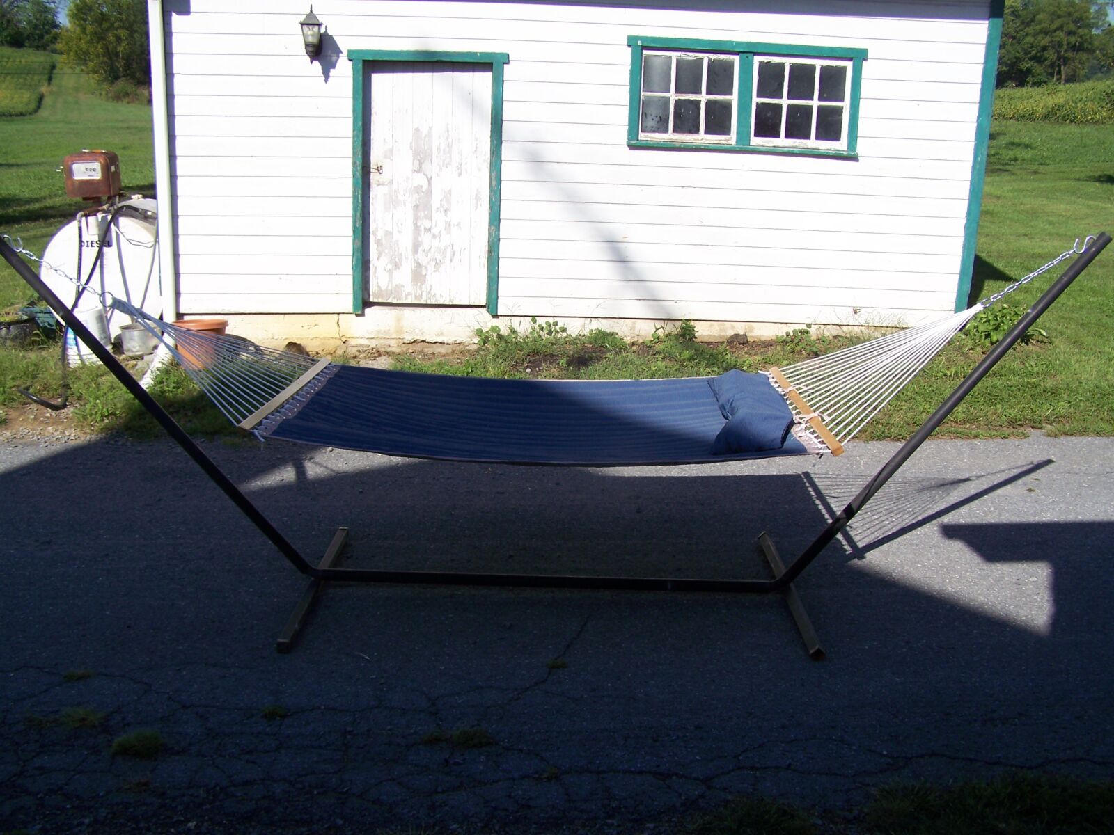 TRACTORS, FARM ANTIQUES, HOUSEHOLD GOODS, ETC - SHIPPENSBURG, PA. / SAT. OCT. 24. @ 8:30 AM - Image 93