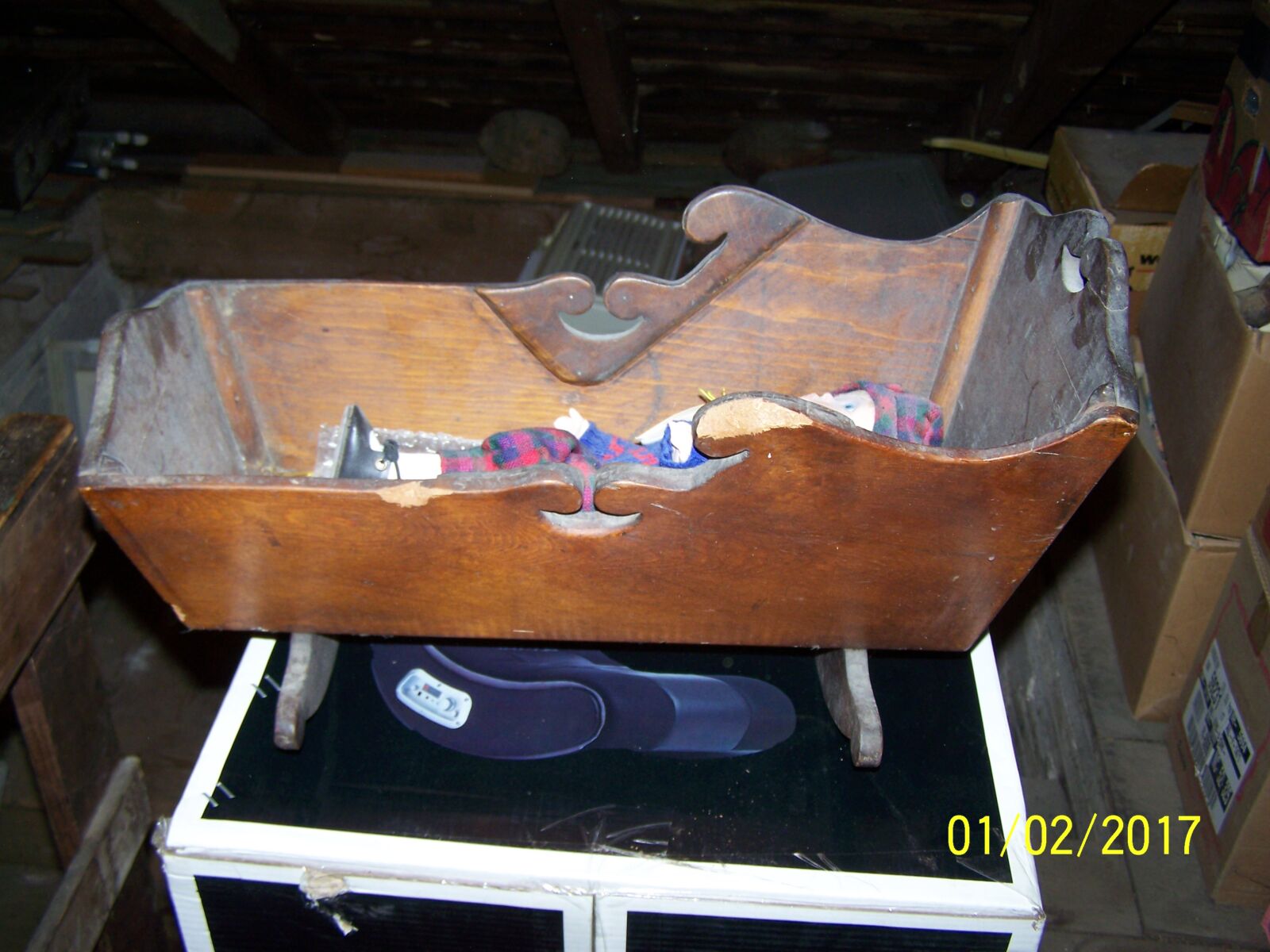 TRACTORS, FARM ANTIQUES, HOUSEHOLD GOODS, ETC - SHIPPENSBURG, PA. / SAT. OCT. 24. @ 8:30 AM - Image 14
